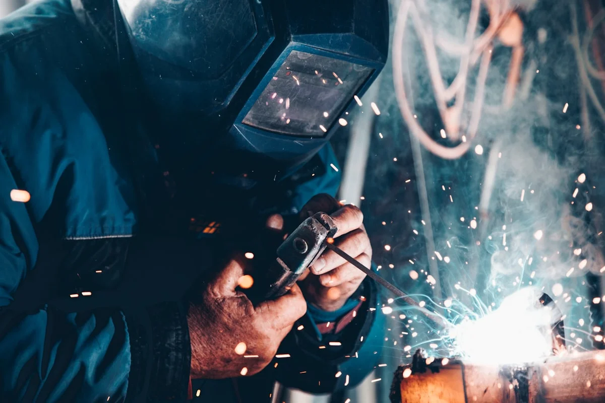 How to choose a mobile welder